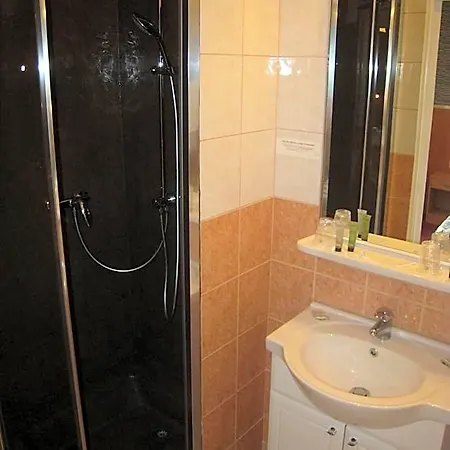 La Renaissance 2* Arlanc